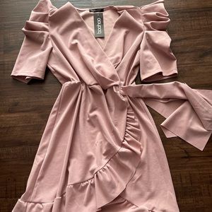 *NEW* Boohoo Blush Wrap Dress